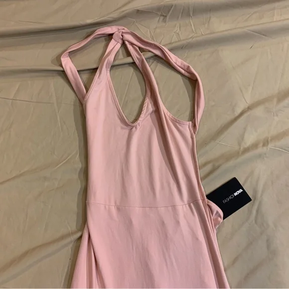 -NWT- Fashion Nova Blush Pink Flared Jumpsuit - Picture 4 of 16